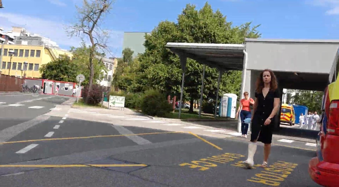 slwc girl leaving hospital video